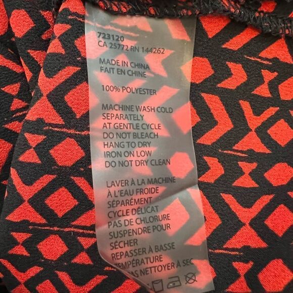 Dex Red and Black Sleeveless Top - Picture 8 of 9